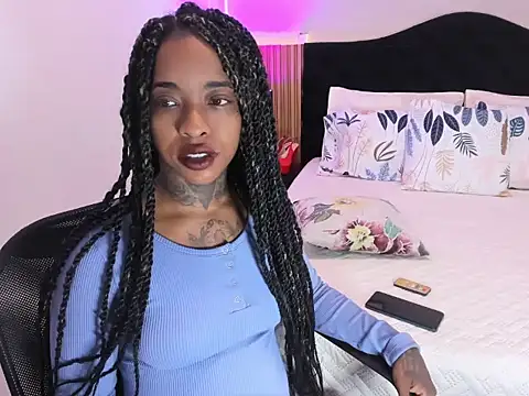 Pauline Fox online show from April 12, 2026, 12:58 am