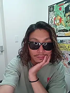 specialz0831 online show from November 7, 2025, 10:31 am