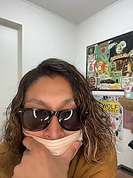 specialz0831 online show from October 23, 2025, 11:53 am