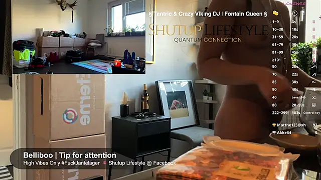 Snapshot of SwingWingWomanSweden chatting on September 26, 2025, 7:04 am SwingWingWomanSweden online show from September 26, 2025, 7:04 am