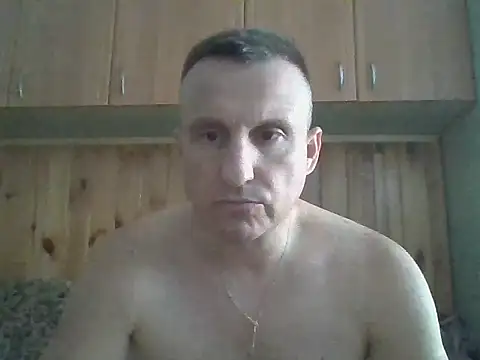 Snapshot of Maksymilian1 chatting on June 14, 2026, 2:40 pm Maksymilian1 online show from June 14, 2026, 2:40 pm
