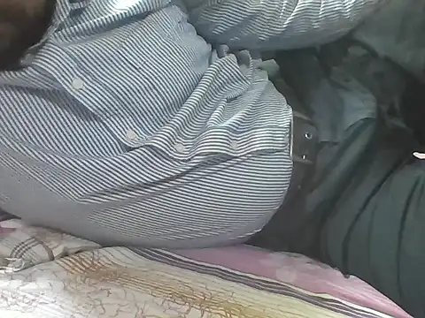 Snapshot of aarav_013 chatting on November 8, 2025, 10:30 am aarav 013 online show from November 8, 2025, 10:30 am