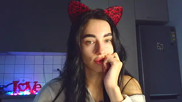 Snapshot of EvaMelnik chatting on October 12, 2025, 3:13 pm EvaMelnik online show from October 12, 2025, 3:13 pm