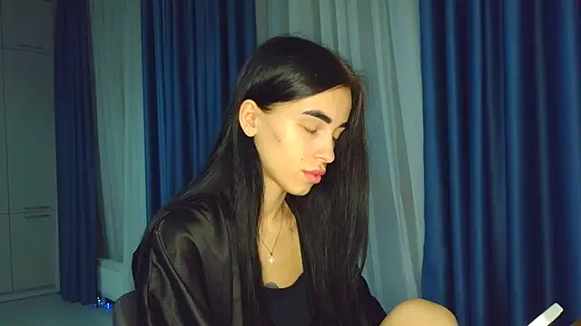 Snapshot of EvaMelnik chatting on November 16, 2025, 3:50 pm EvaMelnik online show from November 16, 2025, 3:50 pm