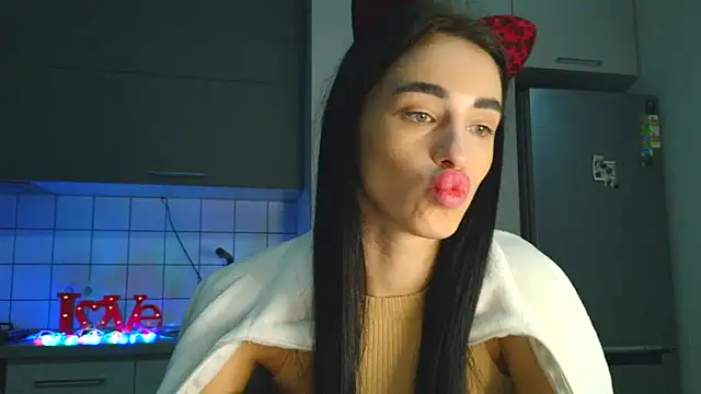 Snapshot of EvaMelnik chatting on October 27, 2025, 3:46 pm EvaMelnik online show from October 27, 2025, 3:46 pm