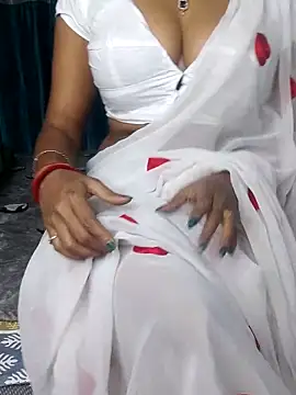 Snapshot of Ur_Lishaa chatting on February 12, 2026, 4:29 pm Ur Lishaa online show from February 12, 2026, 4:29 pm