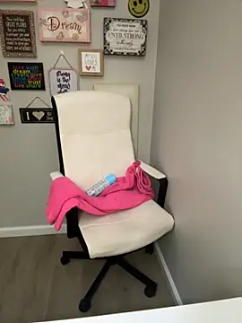 Juicystorm online show from October 7, 2025, 3:07 am