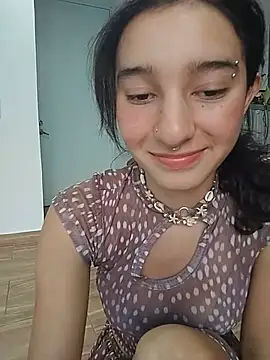 Snapshot of LuaBusch chatting on August 2, 2026, 10:51 pm LuaBusch online show from August 2, 2026, 10:51 pm
