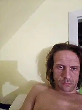 Snapshot of Danny19867 chatting on September 20, 2025, 2:38 am Danny19867 online show from September 20, 2025, 2:38 am