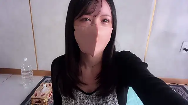 moemilk online show from February 28, 2026, 12:32 am