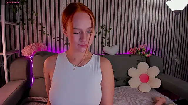 Snapshot of Casey_Sweeet chatting on July 21, 2026, 9:21 am Casey Sweeet online show from July 21, 2026, 9:21 am