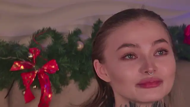 Snapshot of AriWild chatting on January 12, 2026, 4:19 am AriWild online show from January 12, 2026, 4:19 am