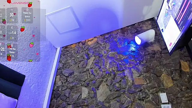 Snapshot of Chris_Angel_ chatting on November 7, 2025, 1:26 pm Chris Angel online show from November 7, 2025, 1:26 pm