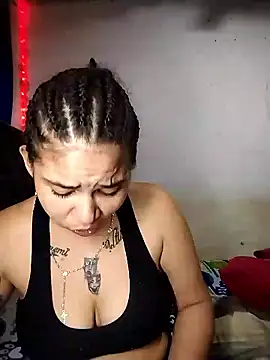 Snapshot of Vale_Nikol21 chatting on January 13, 2026, 2:37 am Vale Nikol21 online show from January 13, 2026, 2:37 am