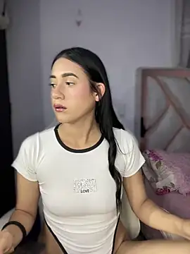 isabela l online show from March 25, 2026, 11:47 pm