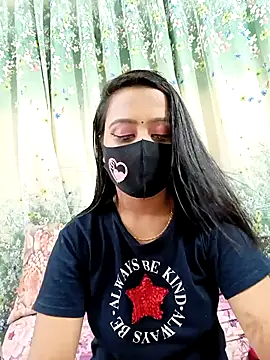 Snapshot of Prova-2 chatting on October 27, 2025, 5:47 pm Prova-2 online show from October 27, 2025, 5:47 pm