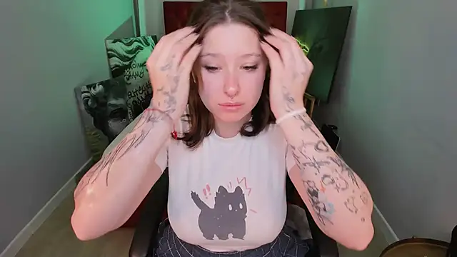 Snapshot of Sofi_Spark chatting on October 24, 2025, 7:18 am Sofi Spark online show from October 24, 2025, 7:18 am