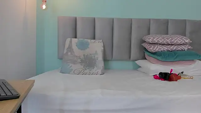 Snapshot of genesis4u chatting on October 22, 2025, 12:26 pm genesis4u online show from October 22, 2025, 12:26 pm