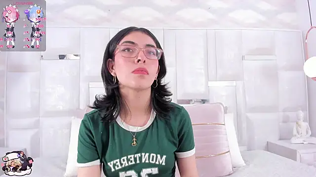 Snapshot of Im_Molly_Angel chatting on November 4, 2025, 8:01 pm Im Molly Angel online show from November 4, 2025, 8:01 pm