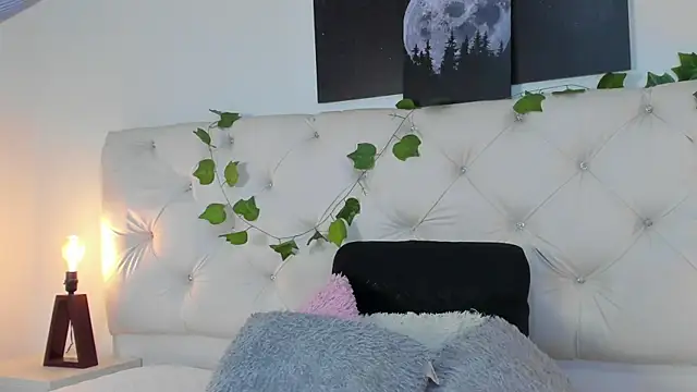  jasmine blush online show from September 30, 2025, 2:34 pm