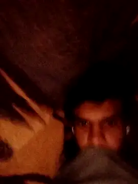 Snapshot of ParousFlow chatting on April 16, 2026, 6:19 pm ParousFlow online show from April 16, 2026, 6:19 pm