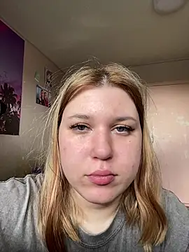 Kemeli008 online show from September 18, 2025, 9:12 am