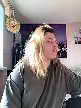 Kemeli008 online show from October 20, 2025, 10:27 am