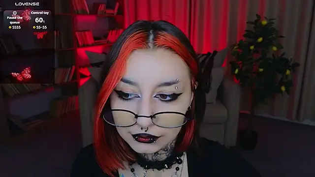 Mistress  Marcelline online show from May 28, 2026, 2:08 am