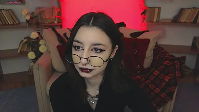 Mistress  Marcelline online show from October 18, 2025, 9:22 am