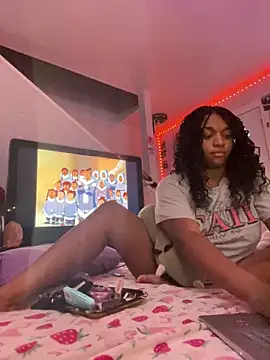 XKimmyGreen online show from May 13, 2026, 2:29 am