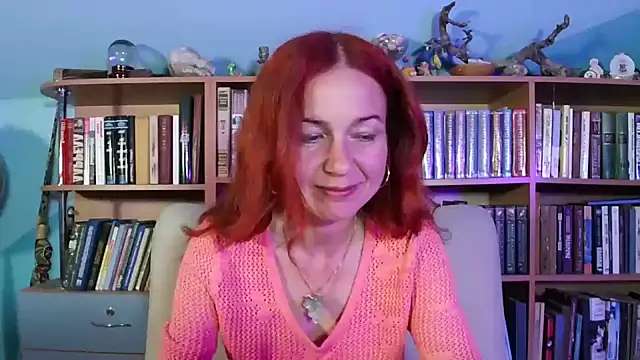 Foxilady357 online show from May 11, 2026, 1:34 pm