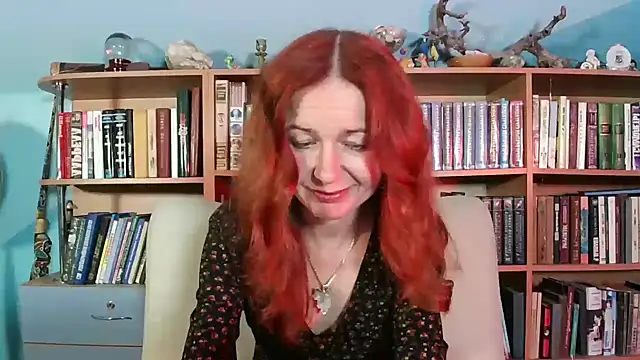 Foxilady357 online show from April 29, 2026, 1:59 pm