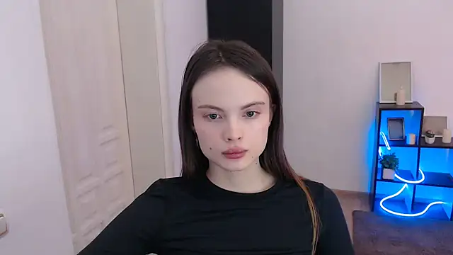 Ariella ari online show from December 16, 2025, 2:10 pm