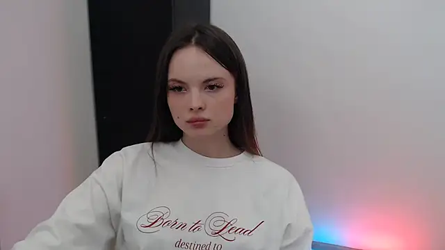 Ariella ari online show from September 22, 2025, 12:44 pm