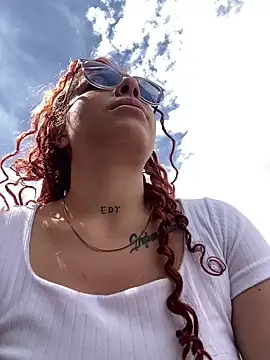 Snapshot of haally-mll chatting on October 20, 2025, 6:30 pm haally-mll online show from October 20, 2025, 6:30 pm