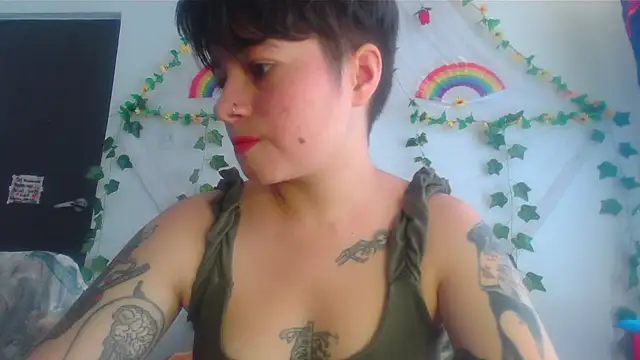 Snapshot of Mitsuha_gate chatting on December 22, 2025, 3:34 pm Mitsuha gate online show from December 22, 2025, 3:34 pm