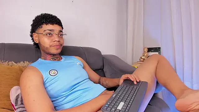 santi xximo online show from November 11, 2025, 12:49 am