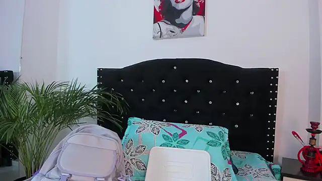 abby jones2 online show from April 29, 2026, 3:21 am