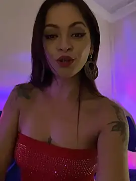 Snapshot of TayllorSweet_ chatting on June 19, 2026, 1:22 am TayllorSweet online show from June 19, 2026, 1:22 am