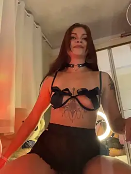 TayllorSweet  online show from May 25, 2026, 12:10 am