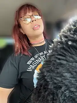 moan4mona online show from June 2, 2026, 4:51 pm