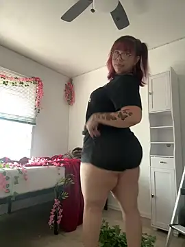 moan4mona online show from March 22, 2026, 5:47 pm