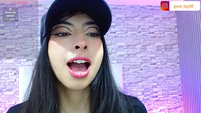 juno tay online show from September 28, 2025, 11:50 am