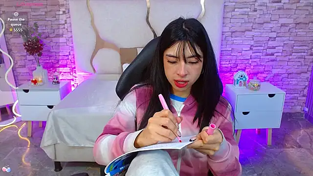 juno tay online show from November 24, 2025, 12:05 pm