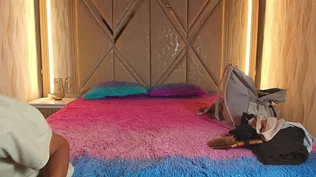 Hotcouple 222 online show from March 11, 2026, 7:24 am