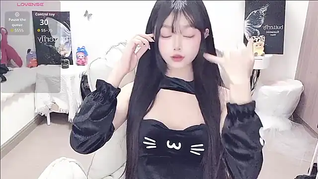 Snapshot of -EEBABY chatting on May 11, 2026, 5:43 pm -EEBABY online show from May 11, 2026, 5:43 pm