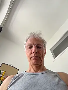 Snapshot of SexyLeon8 chatting on June 16, 2026, 9:20 am SexyLeon8 online show from June 16, 2026, 9:20 am