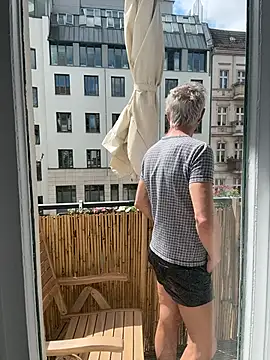 Snapshot of SexyLeon8 chatting on June 8, 2026, 9:32 am SexyLeon8 online show from June 8, 2026, 9:32 am