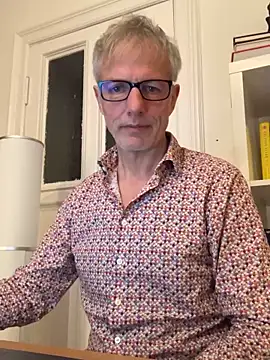 Snapshot of SexyLeon8 chatting on February 27, 2025, 8:09 pm SexyLeon8 online show from February 27, 2025, 8:09 pm