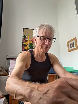 Snapshot of SexyLeon8 chatting on July 6, 2026, 3:03 pm SexyLeon8 online show from July 6, 2026, 3:03 pm